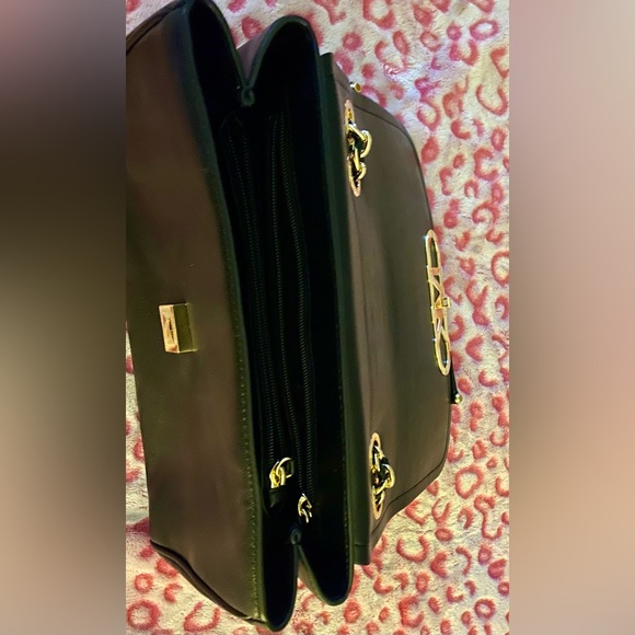 Michael Kors Black Leather Hand or Shoulder Bag New w/o Tags ✨ - Picture 3 of 6